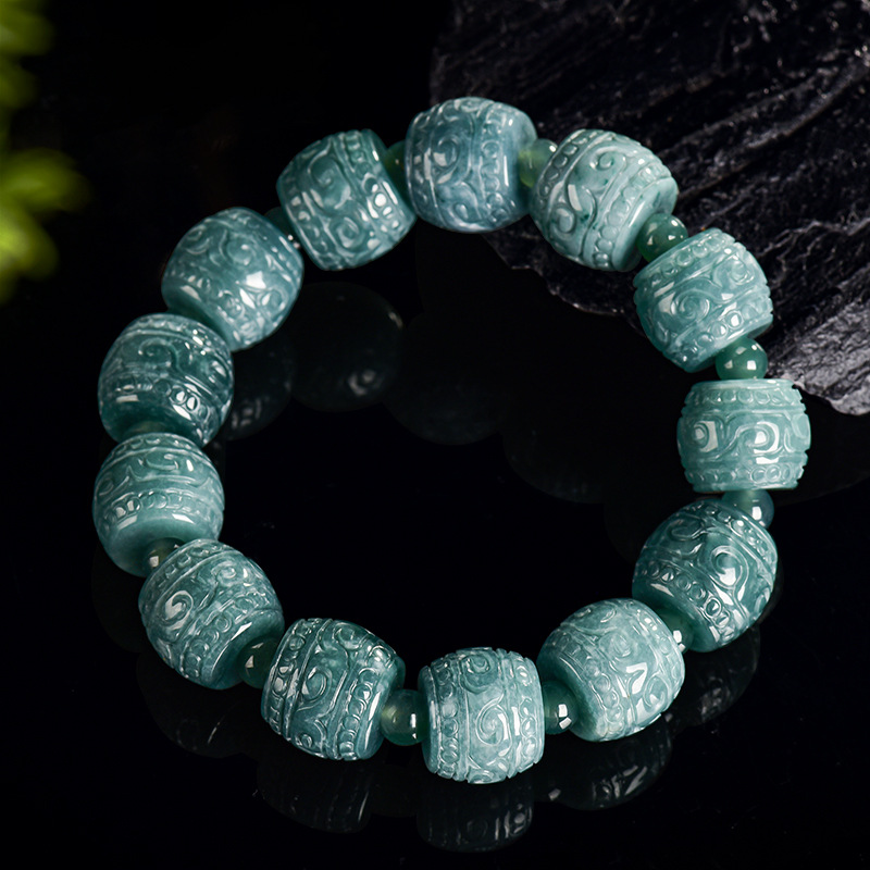 Natural Burmese Jadeite Carved - огляд і ціна Bracelets